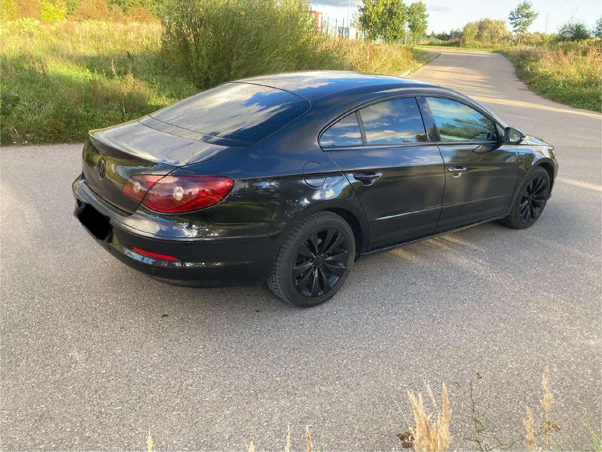 Volkswagen CC, Седан