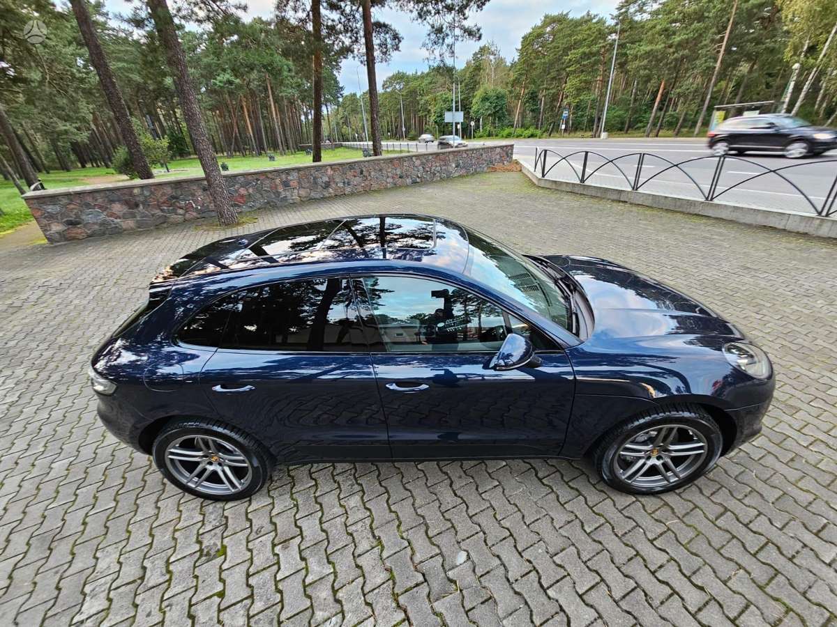 Porsche Macan - 8