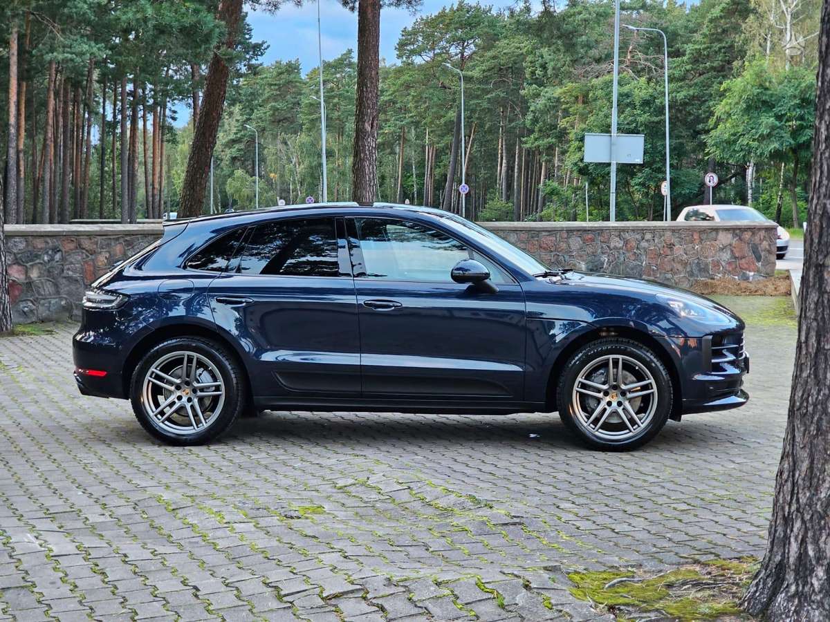 Porsche Macan - 2