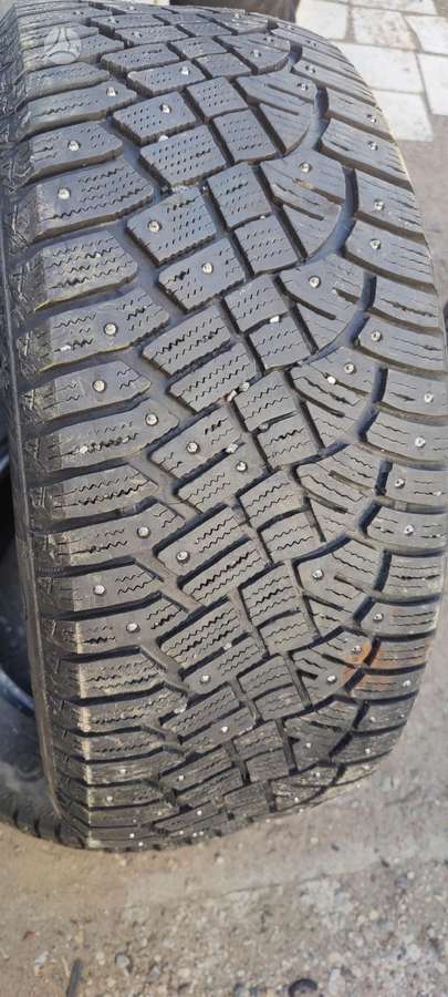 Continental Ice Contact 2, winter 235/55 R17