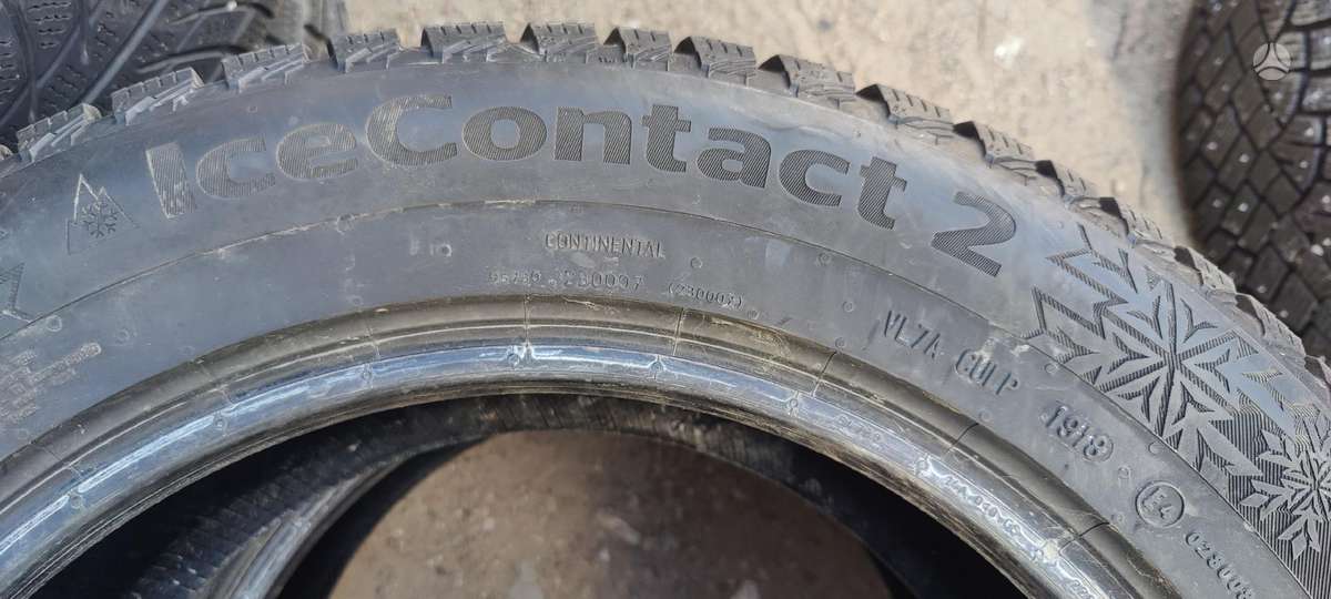 Continental Ice Contact 2, winter 235/55 R17