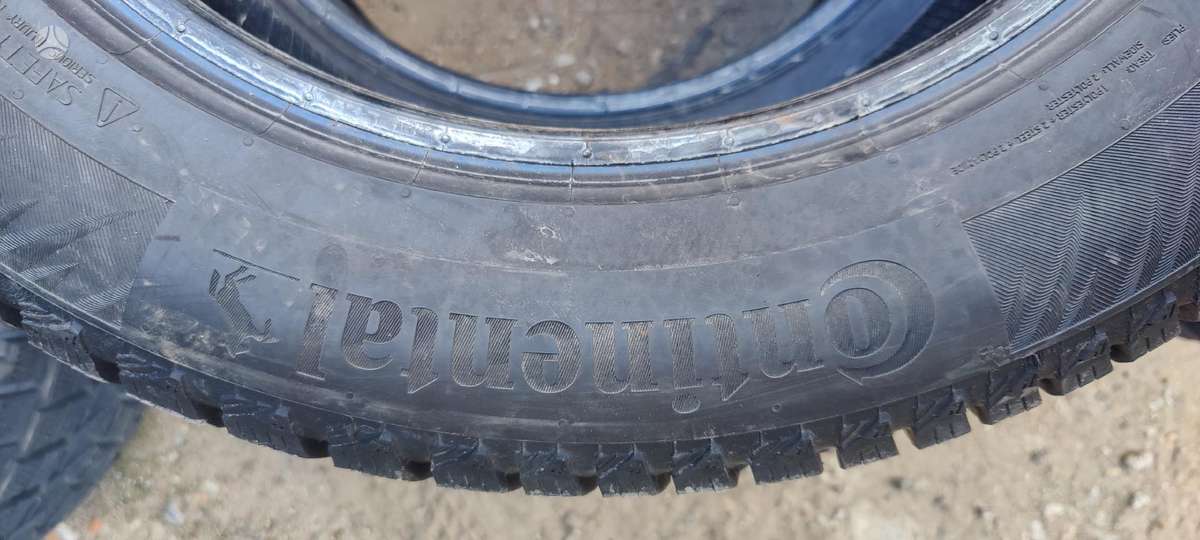 Continental Ice Contact 2, winter 235/55 R17