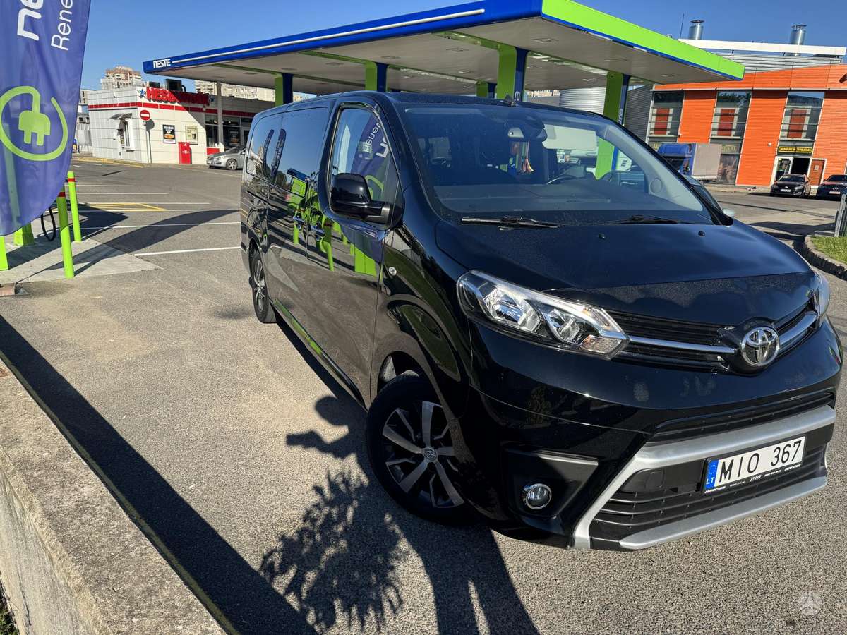 Toyota Proace Verso - 2