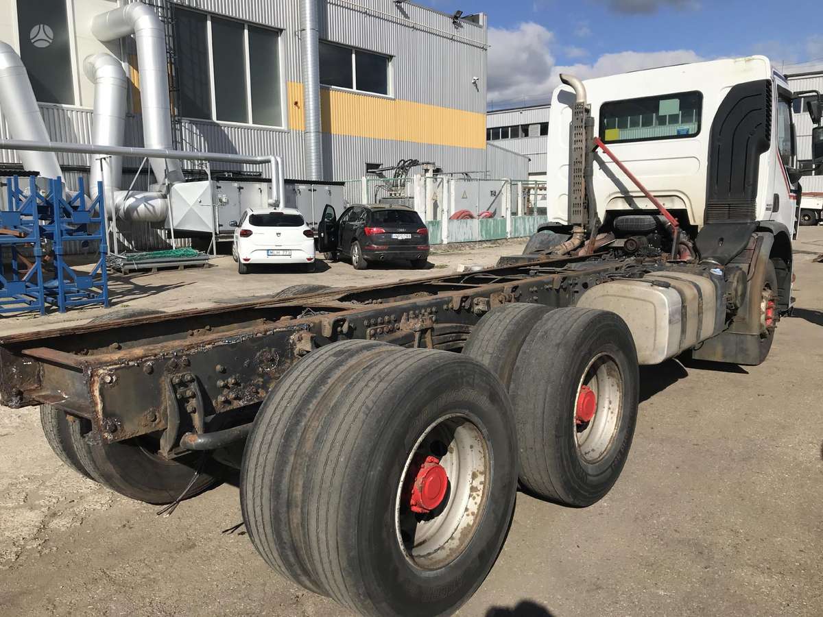 Renault Premium 320 dalimis, vilkikai