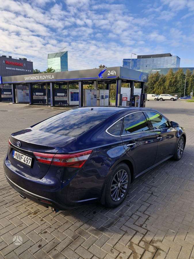 Toyota Avalon - 5