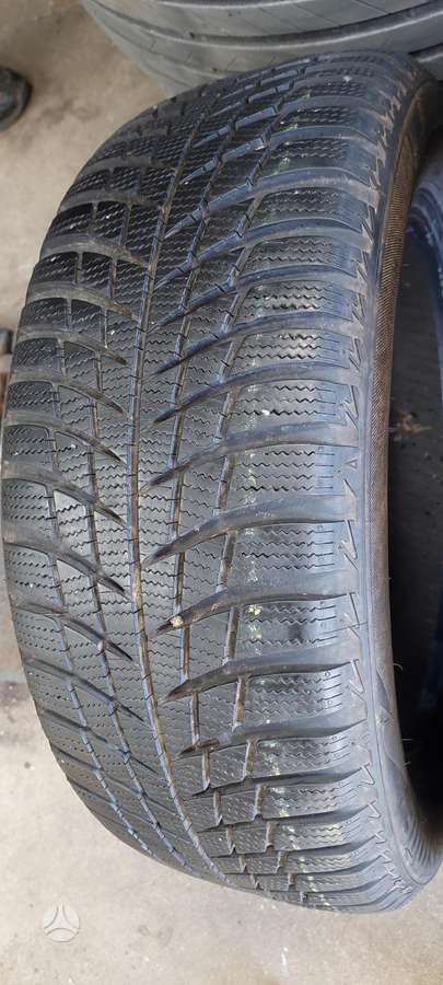 Bridgestone, žieminės 205/55 R16