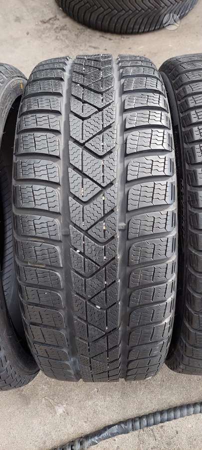 Pirelli, winter 205/40 R17