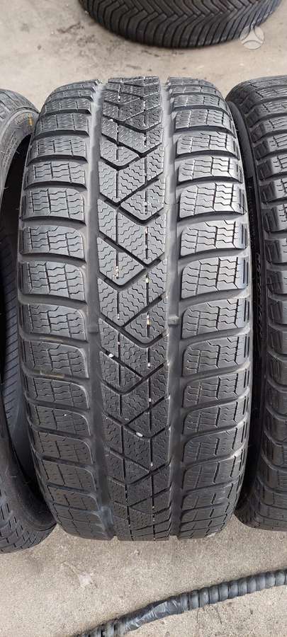 Pirelli, зимние 205/40 R17