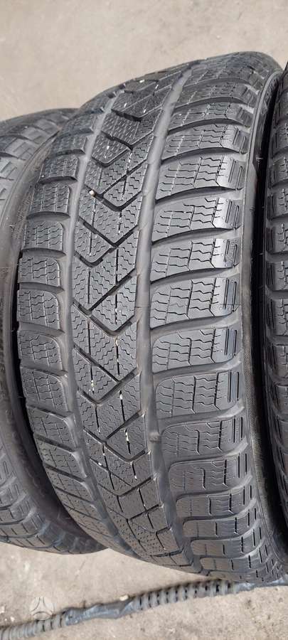 Pirelli, зимние 205/40 R17