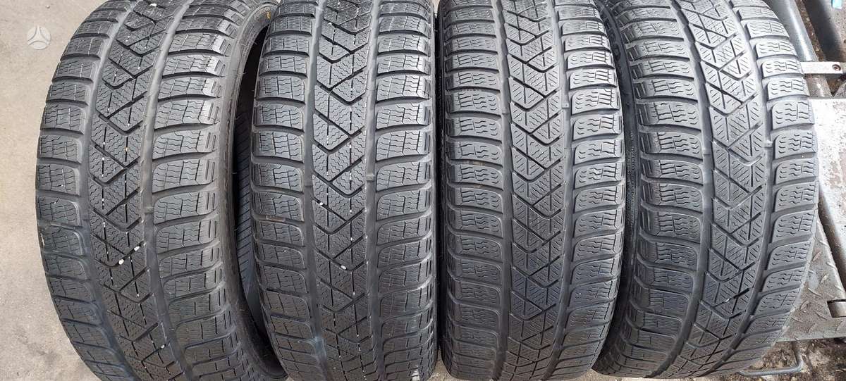 Pirelli, зимние 205/40 R17