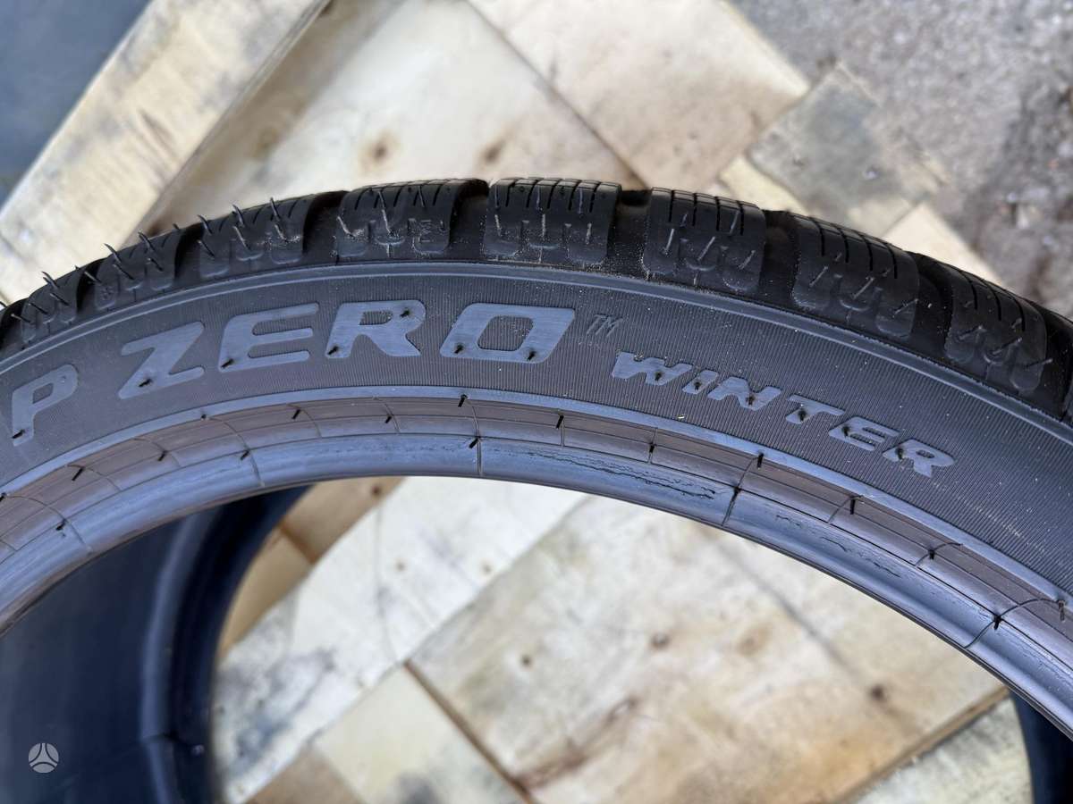 Pirelli PZero winter/2024m, зимние 285/35 R21