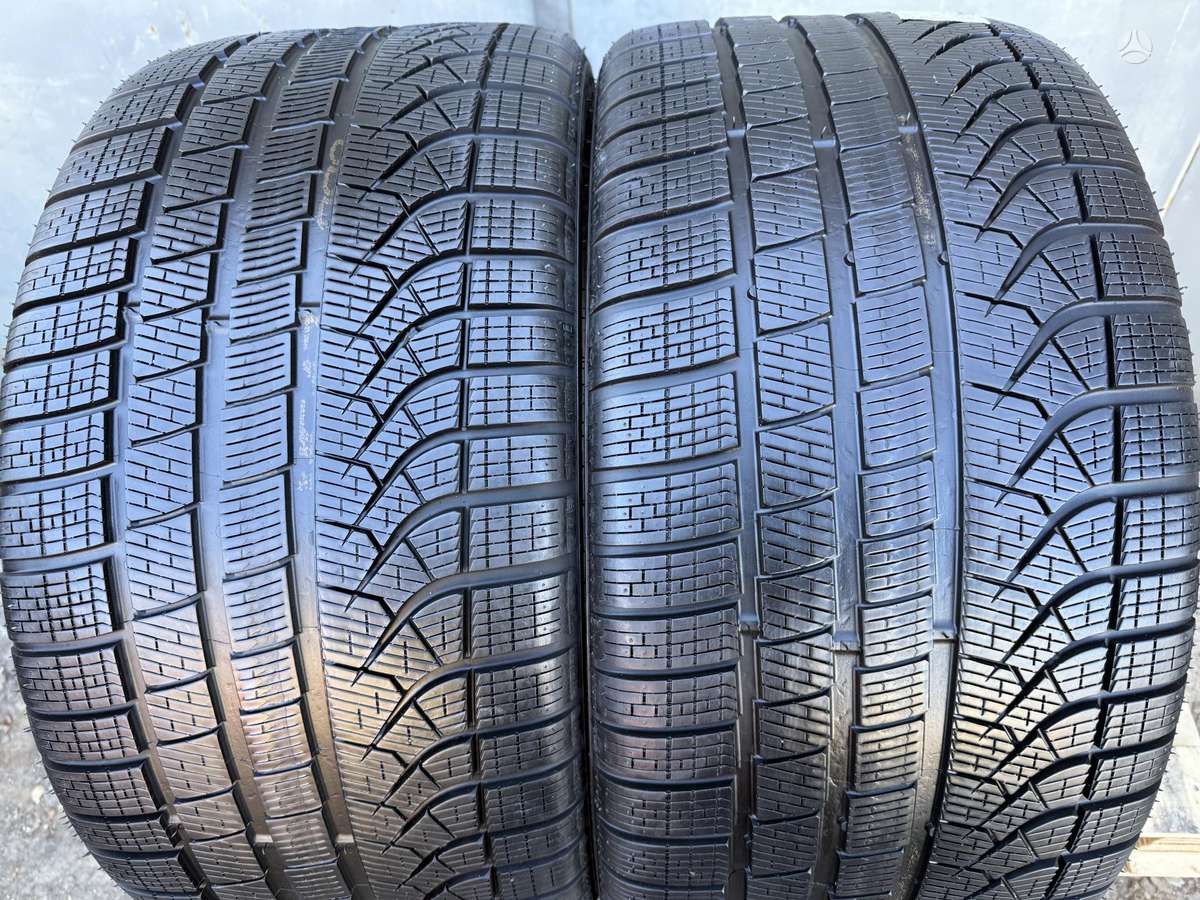 Pirelli PZero winter/2024m, winter 285/35 R21
