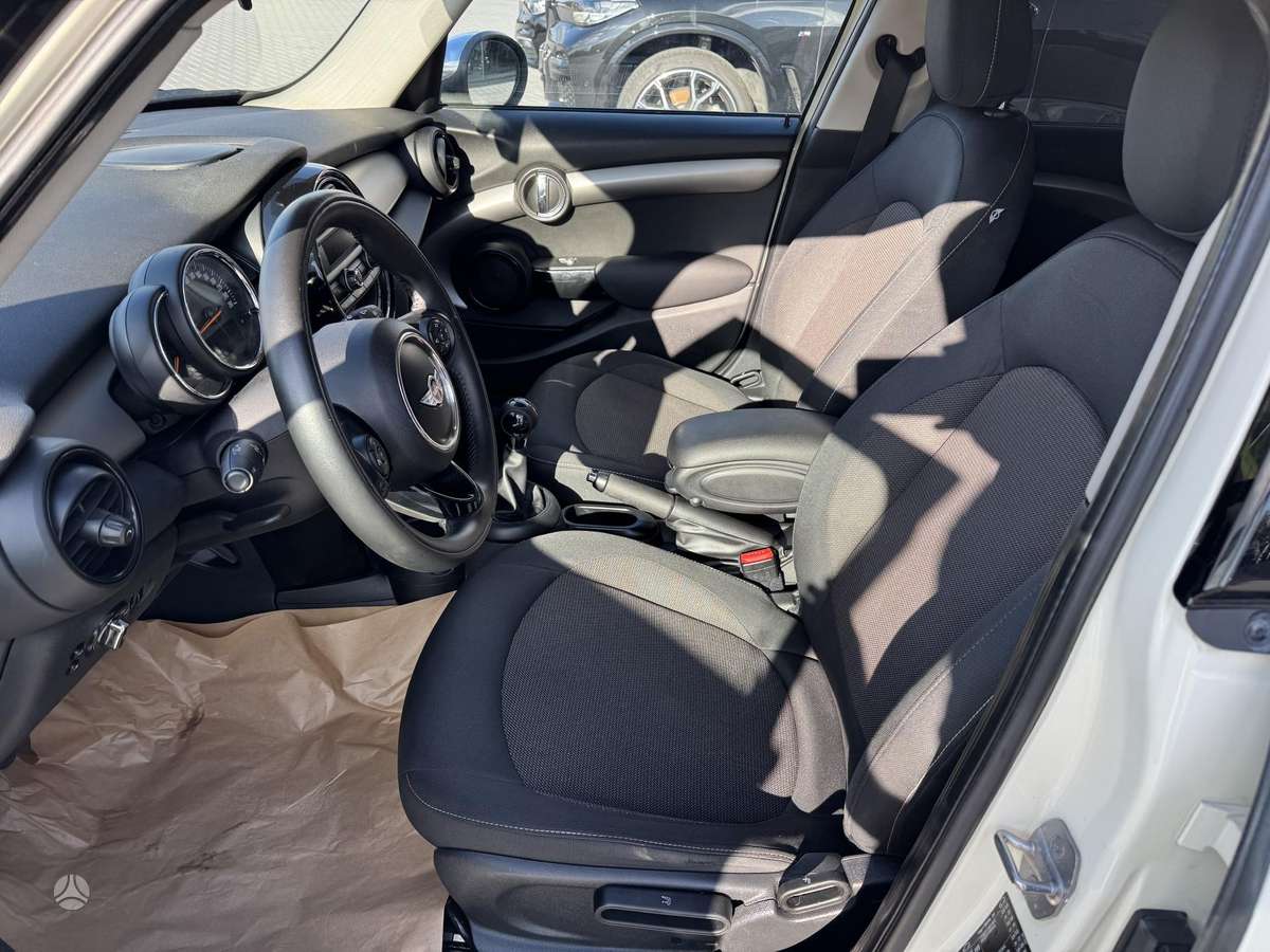 Mini One, 1.5 l., hatchback