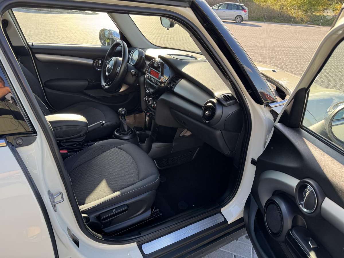 Mini One, 1.5 l., hatchback