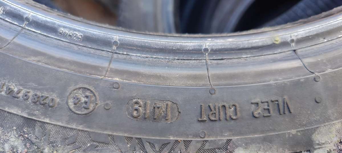 Continental IceContact 2, winter 215/55 R18