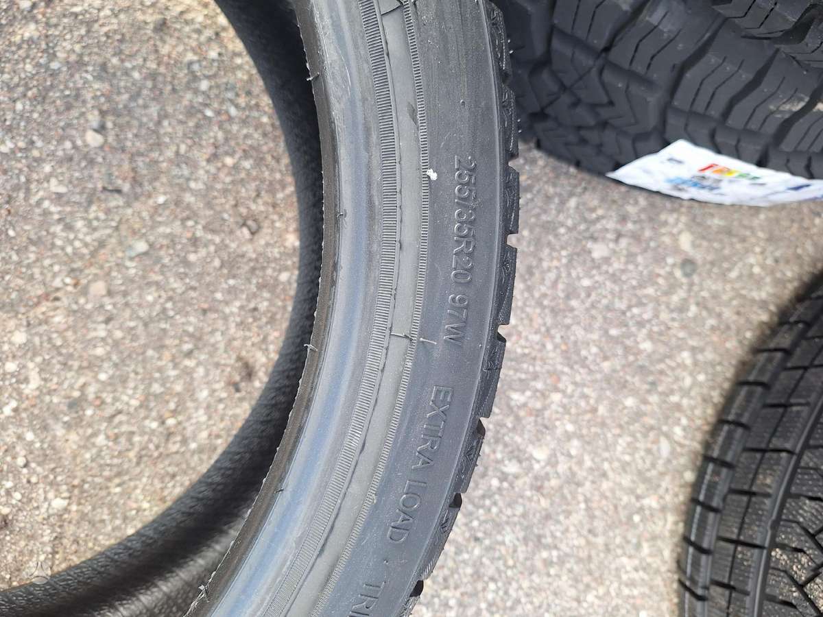 Triangle, зимние 255/35 R20