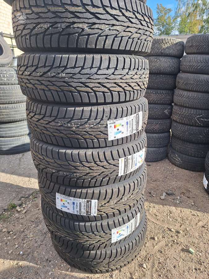 Kumho, winter 225/65 R17