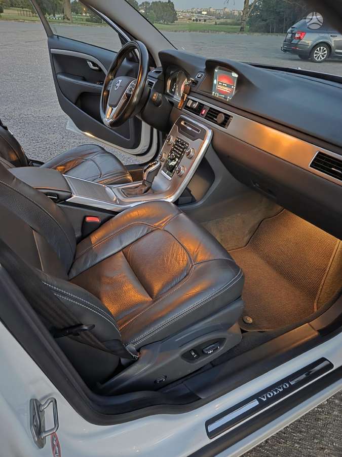 Volvo V70, 2.0 l., Универсал
