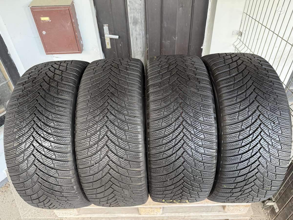 Firestone Winterhawk4, žieminės 245/45 R19