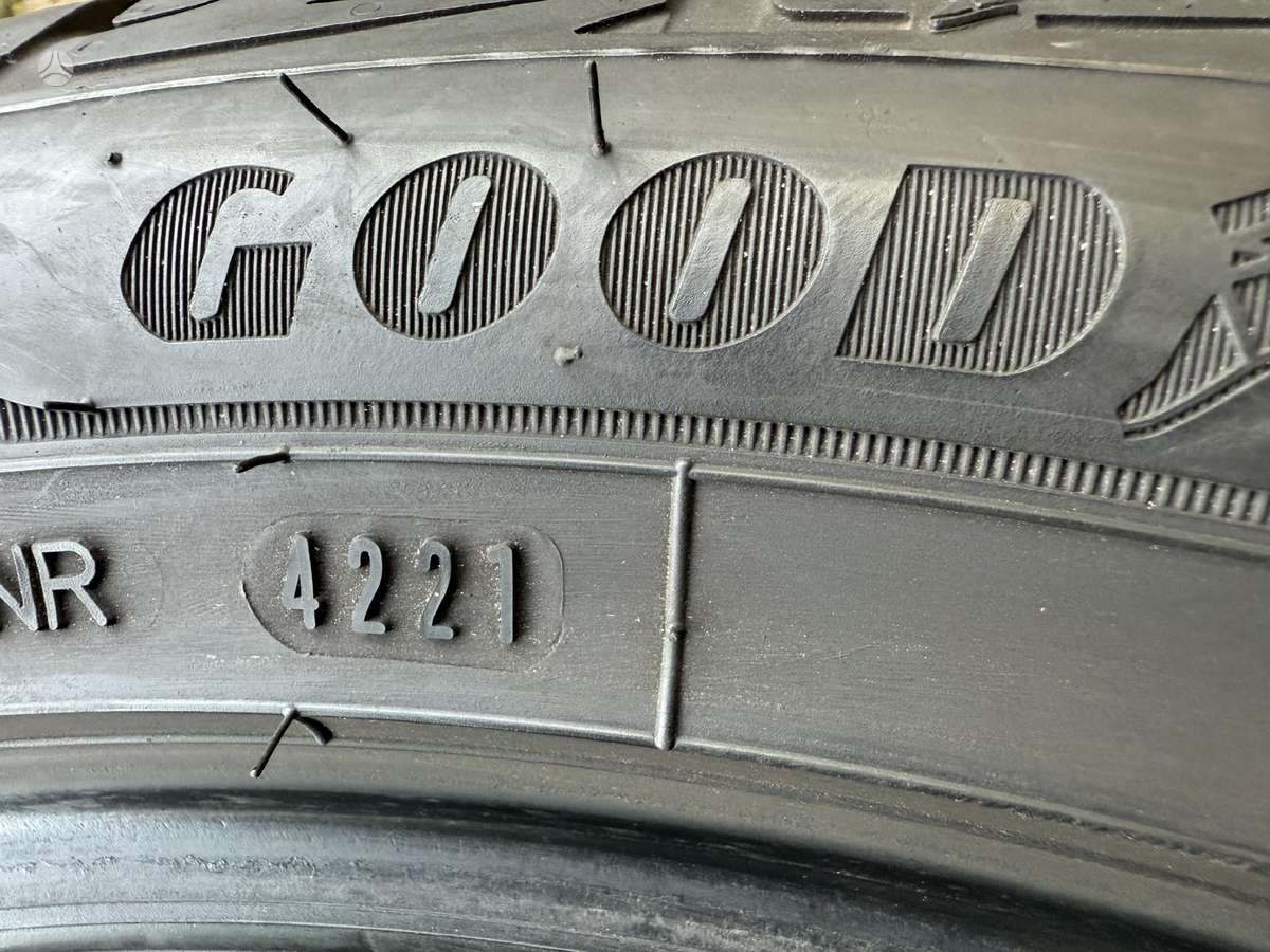 Goodyear Uktragrip performance+, žieminės 245/45 R19