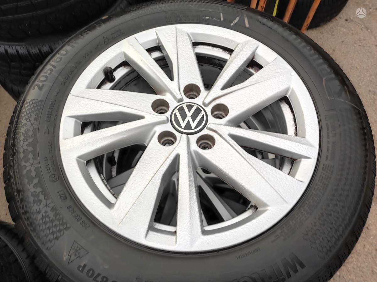 Volkswagen, light alloy, R16