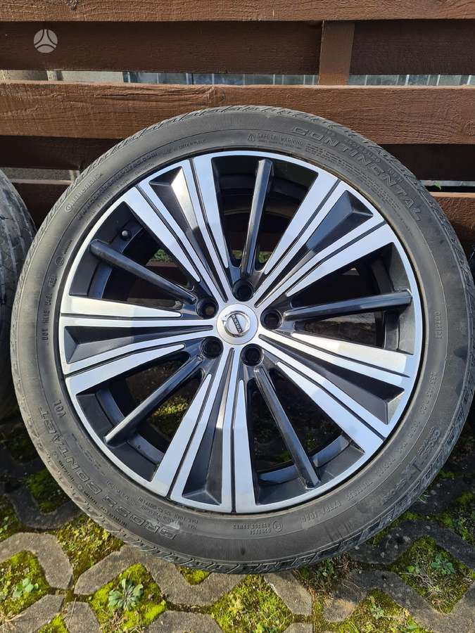 Volvo, lengvojo lydinio, R20