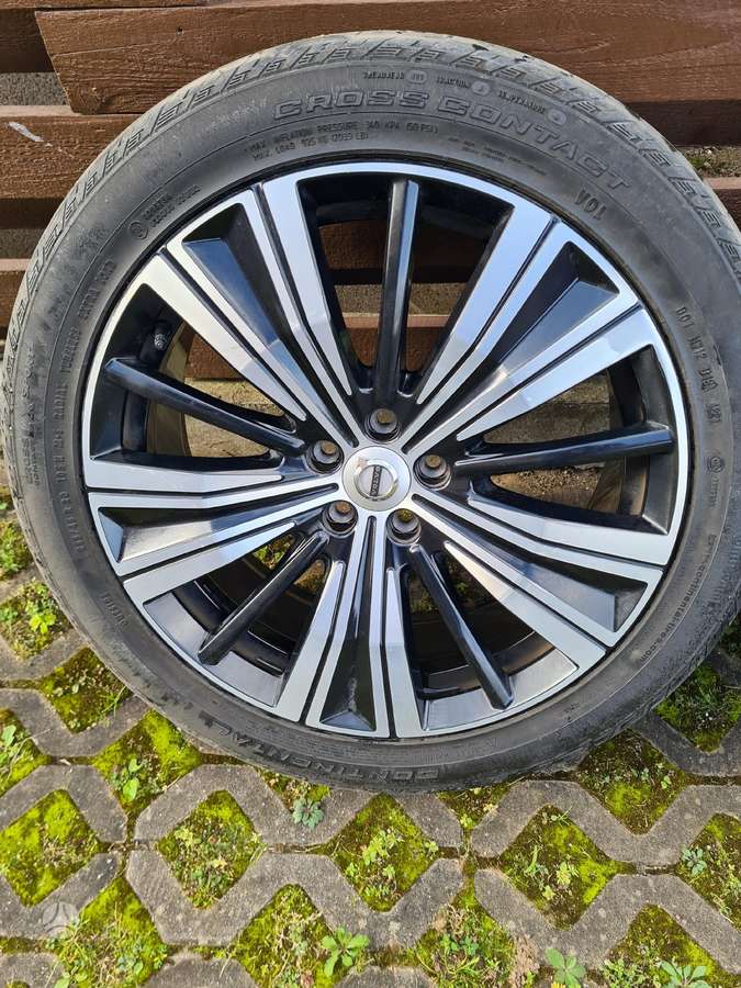 Volvo, lengvojo lydinio, R20