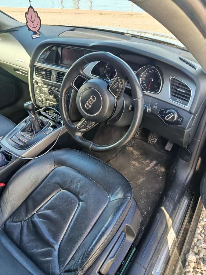 Audi A5 Yra visos dalys