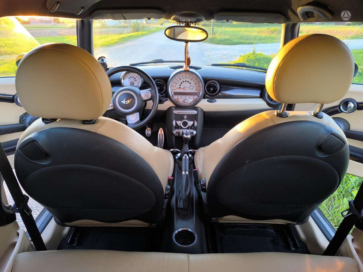 Mini Cooper S, 1.6 l., hatchback
