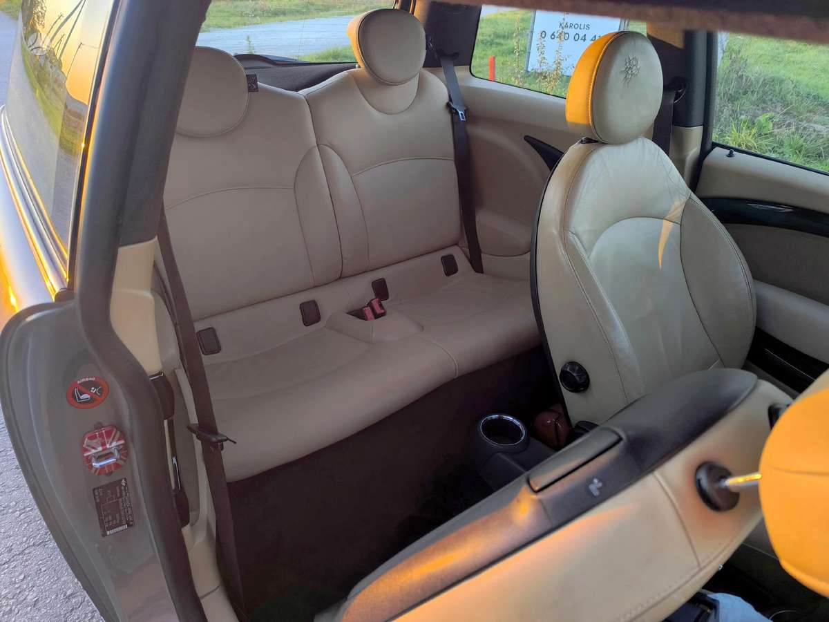 Mini Cooper S, 1.6 l., hatchback