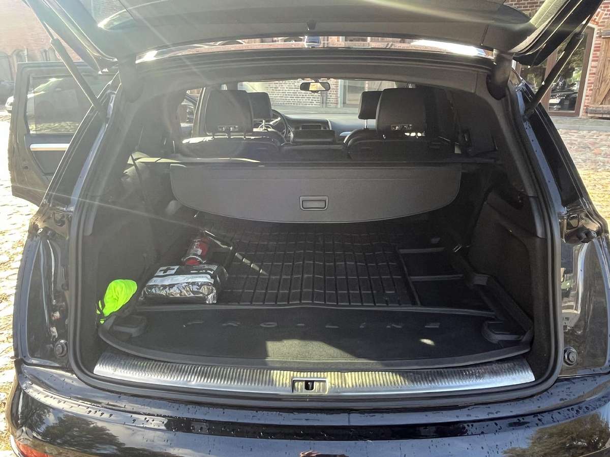 Audi Q7, 3.0 l., off-road / crossover
