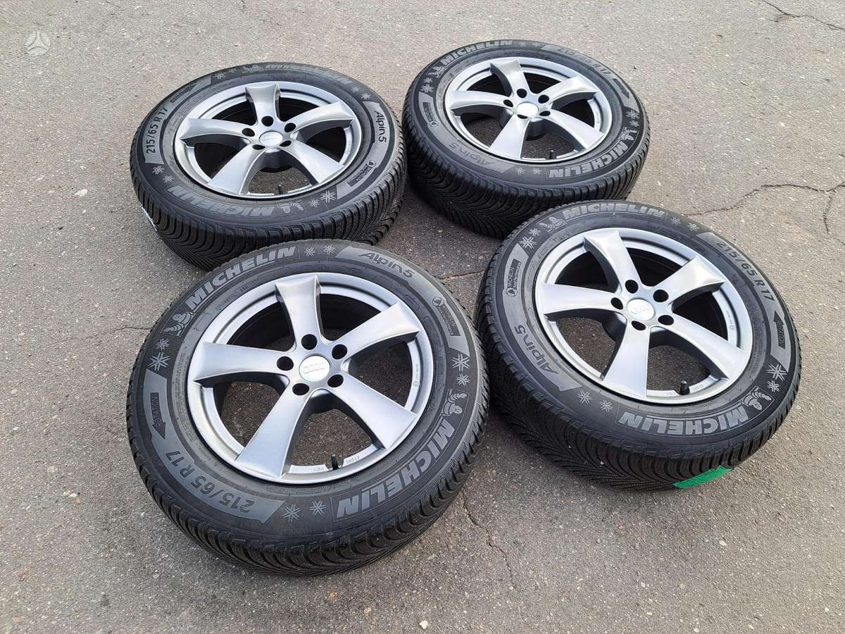 Audi Q3, lengvojo lydinio, R17