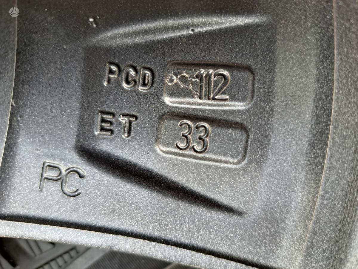 Audi Q3, lengvojo lydinio, R17