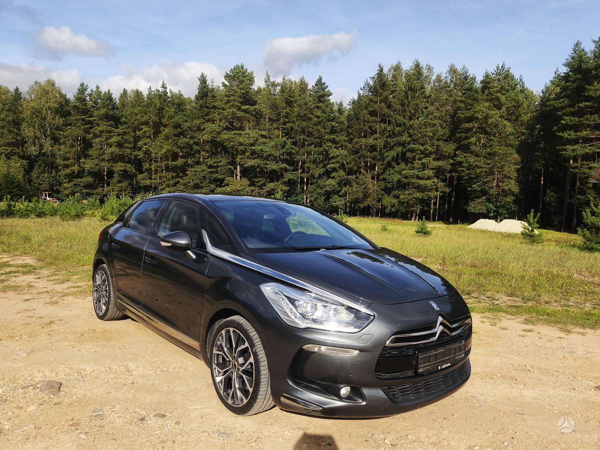Citroen DS5, 2.0 l., Хэтчбек
