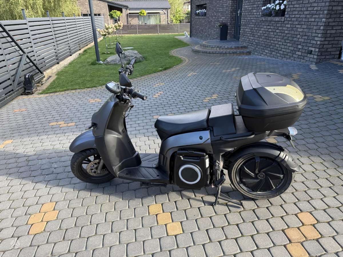 Silence S02, electric, scooters / mopeds