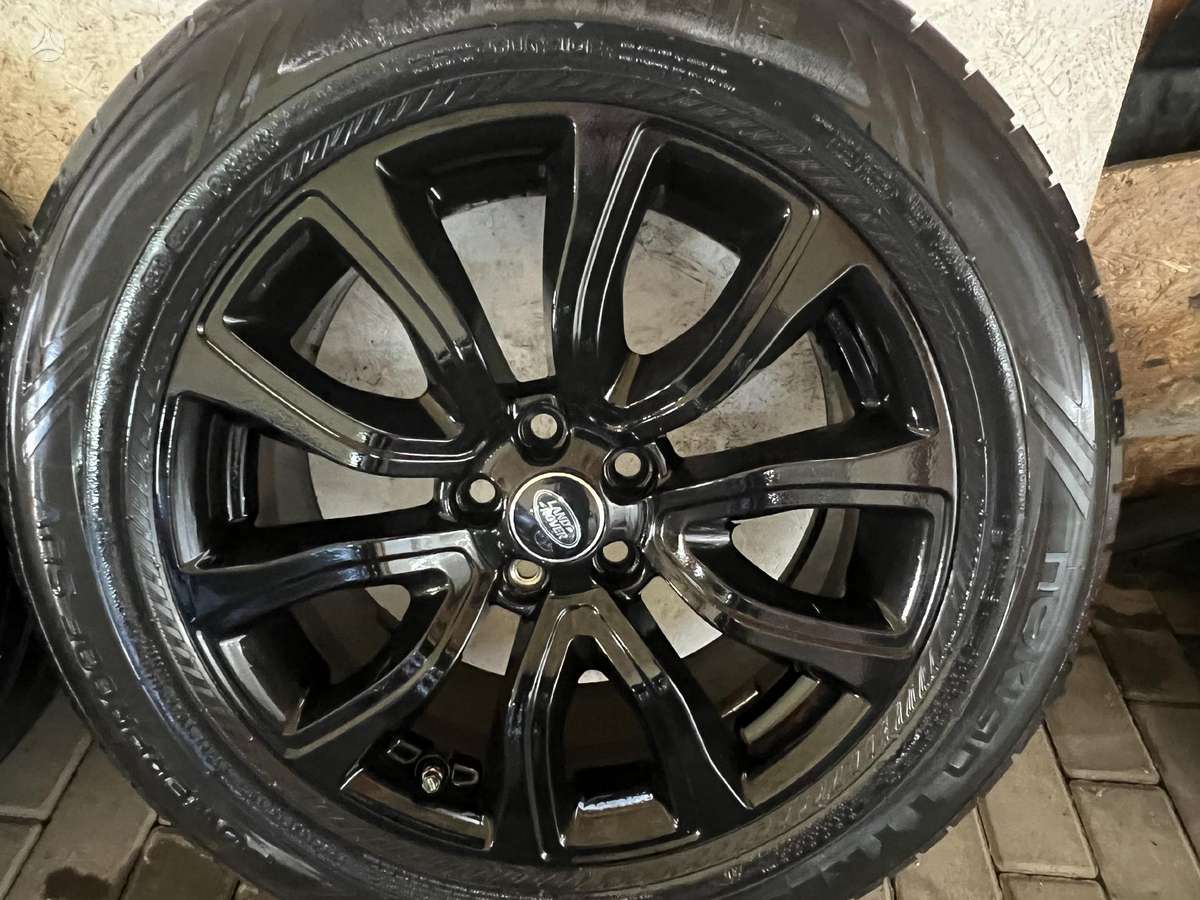 Land Rover Evoque, lengvojo lydinio, R18