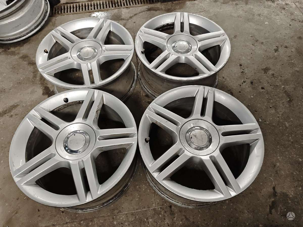 Audi A4, vieglmetāla, R17