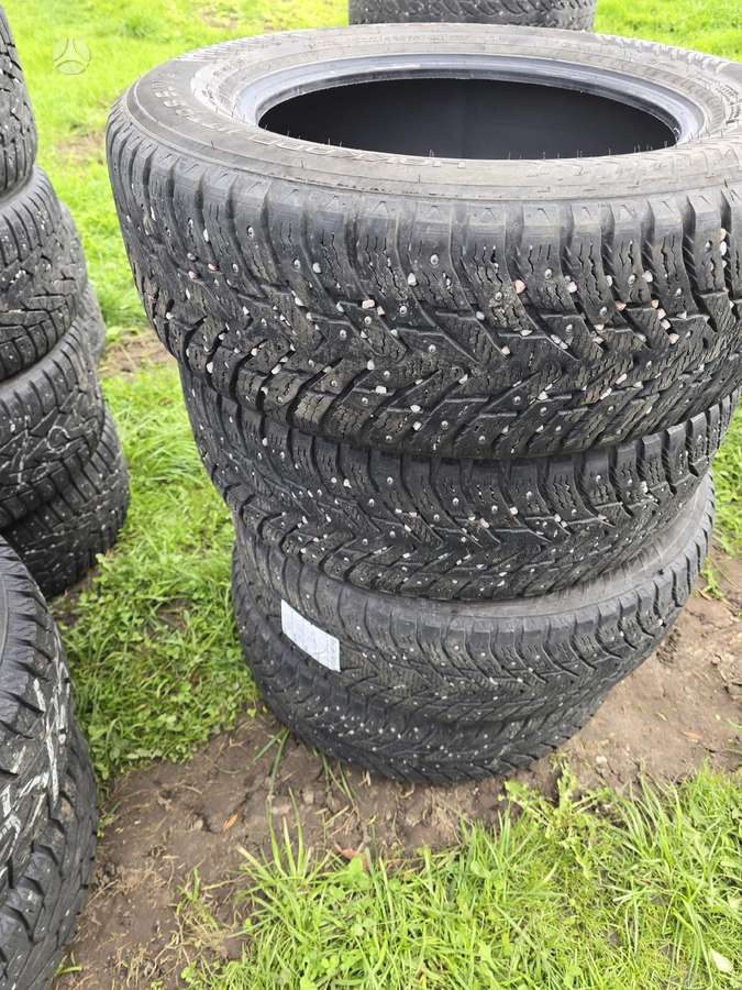 Nokian, зимние 235/65 R17