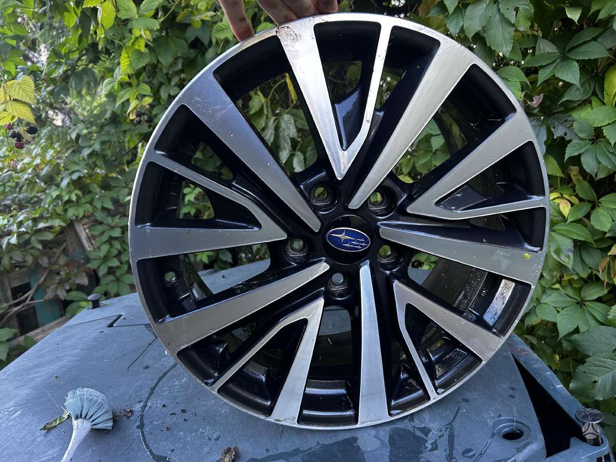 Subaru Legacy, lengvojo lydinio, R17