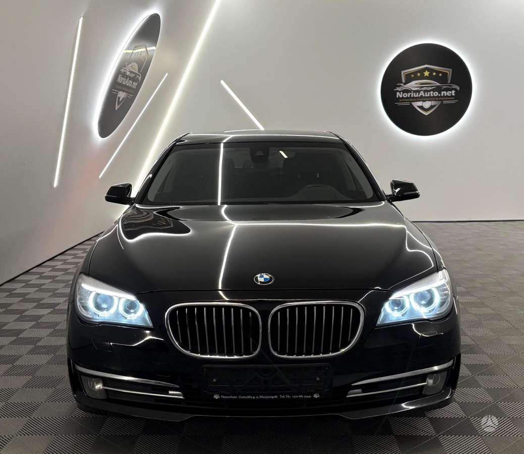 BMW 730, 3.0 l., Седан