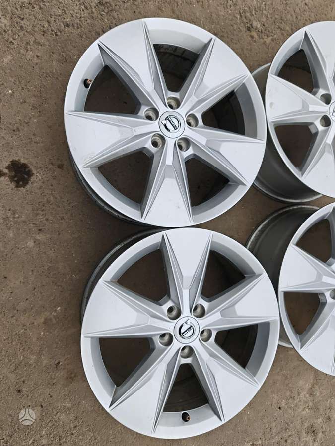 Volvo Cc 60, lengvojo lydinio, R18