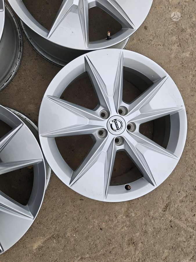 Volvo Cc 60, lengvojo lydinio, R18