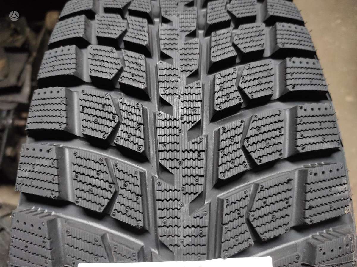 -Kita-, winter 235/65 R17