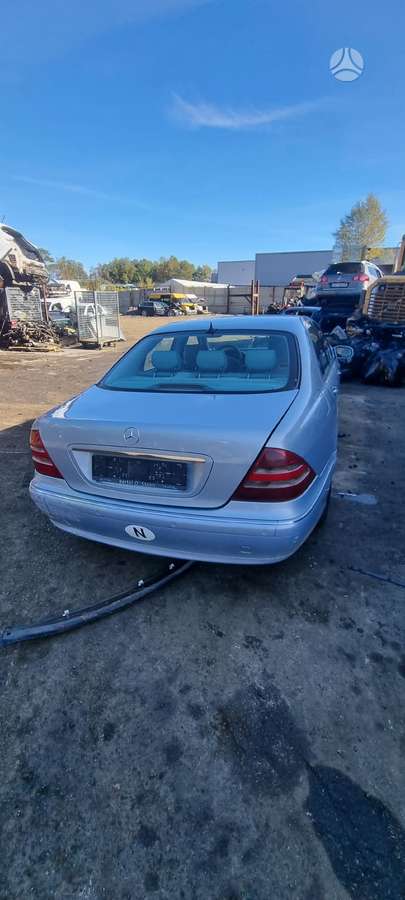Mercedes-Benz S320