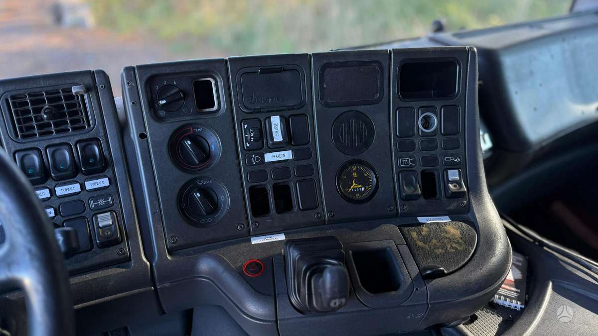 Scania P94, fire engines