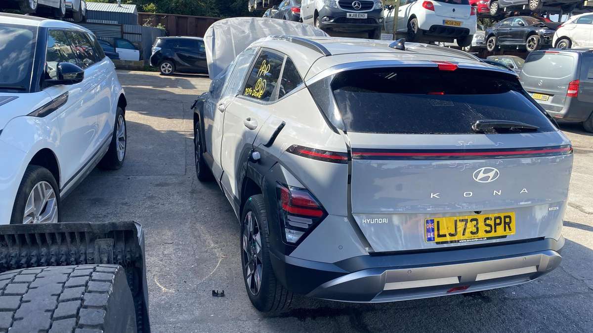 Hyundai Kona dalimis