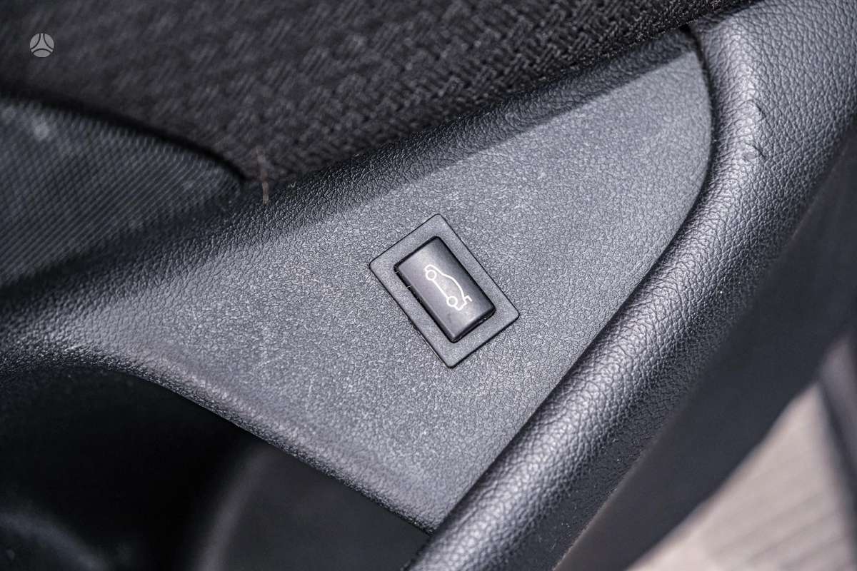 BMW 520, 2.0 l., sedanas