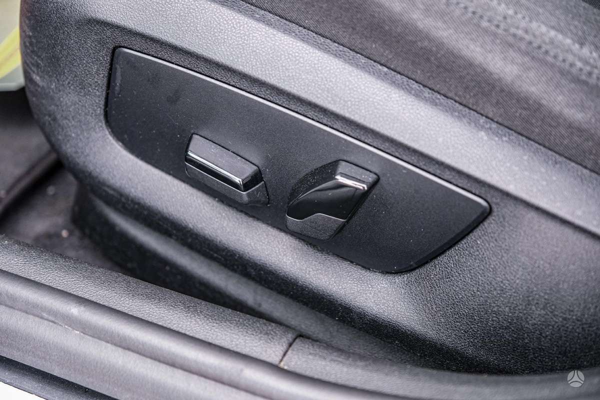BMW 520, 2.0 l., Седан