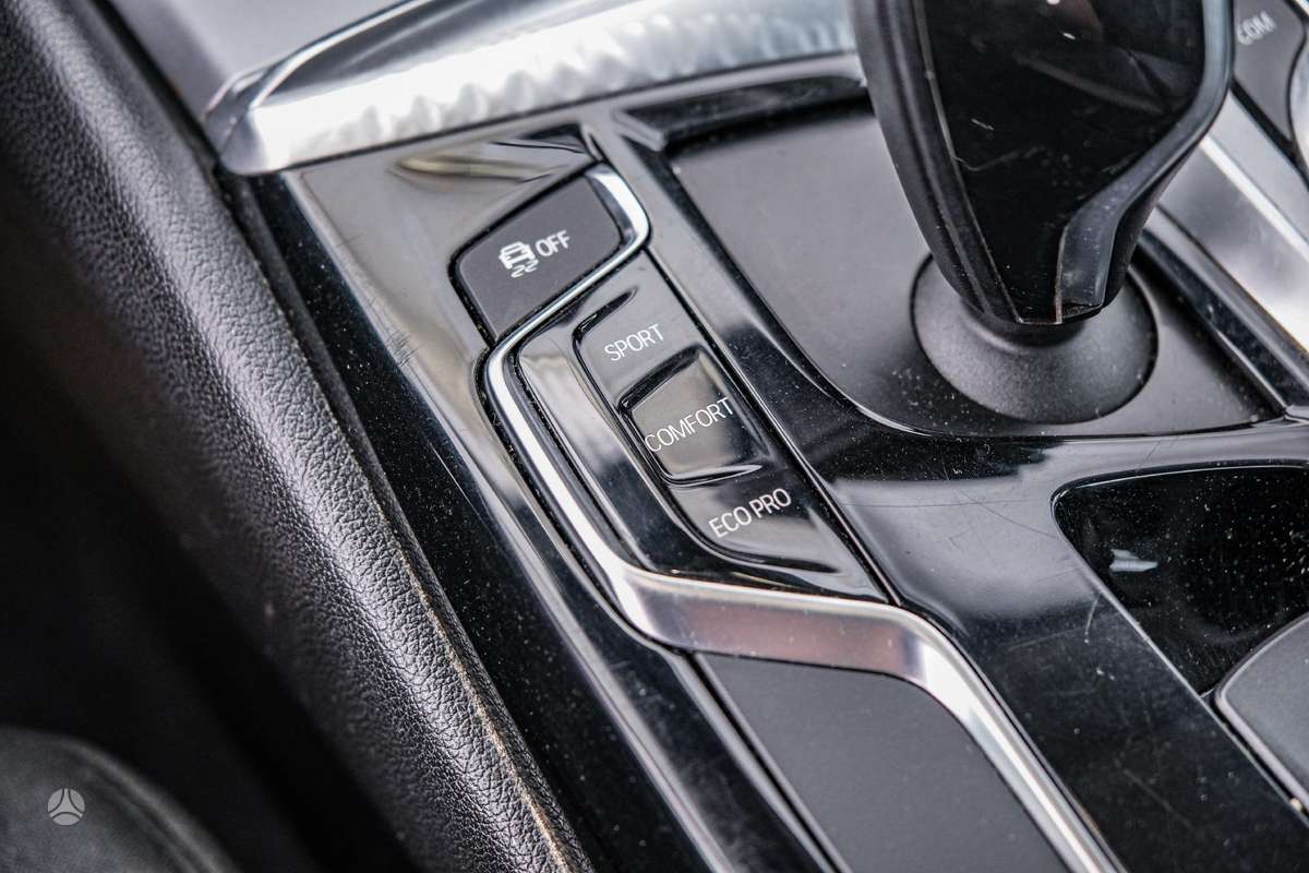 BMW 520, 2.0 l., sedanas
