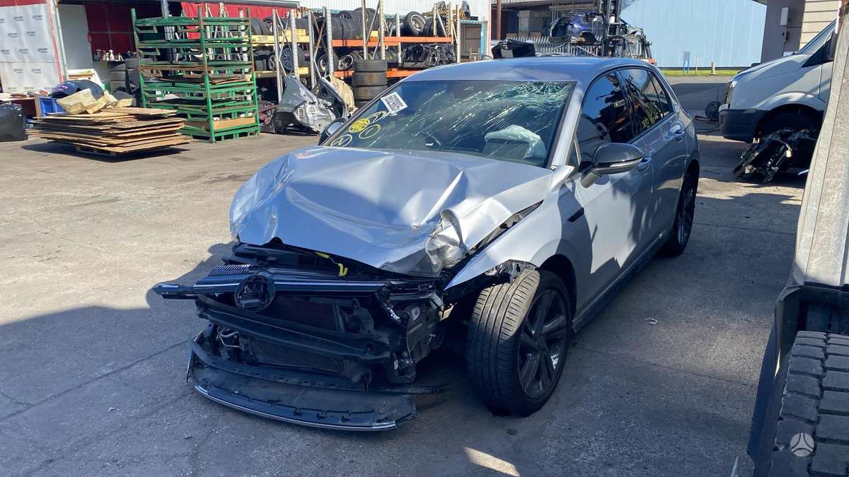 Volkswagen Golf rezerves daļās